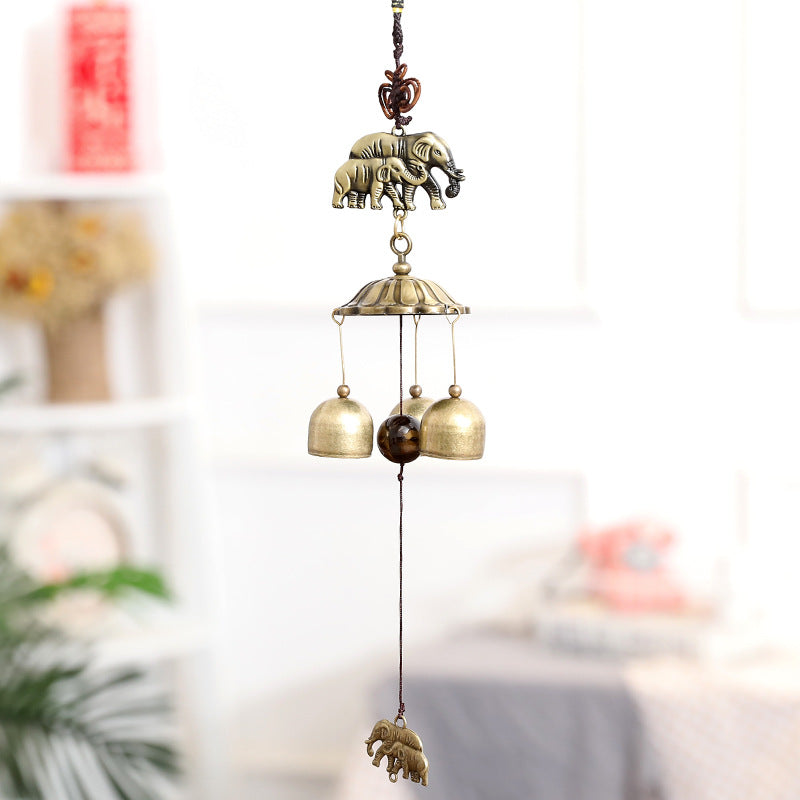 Wholesale Mascot Beckoning Cat Gossip Metal Wind Chimes